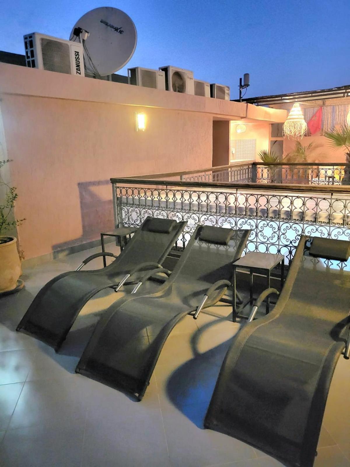 Riad Melilo Avec Piscine Chauffee Марракеш Экстерьер фото